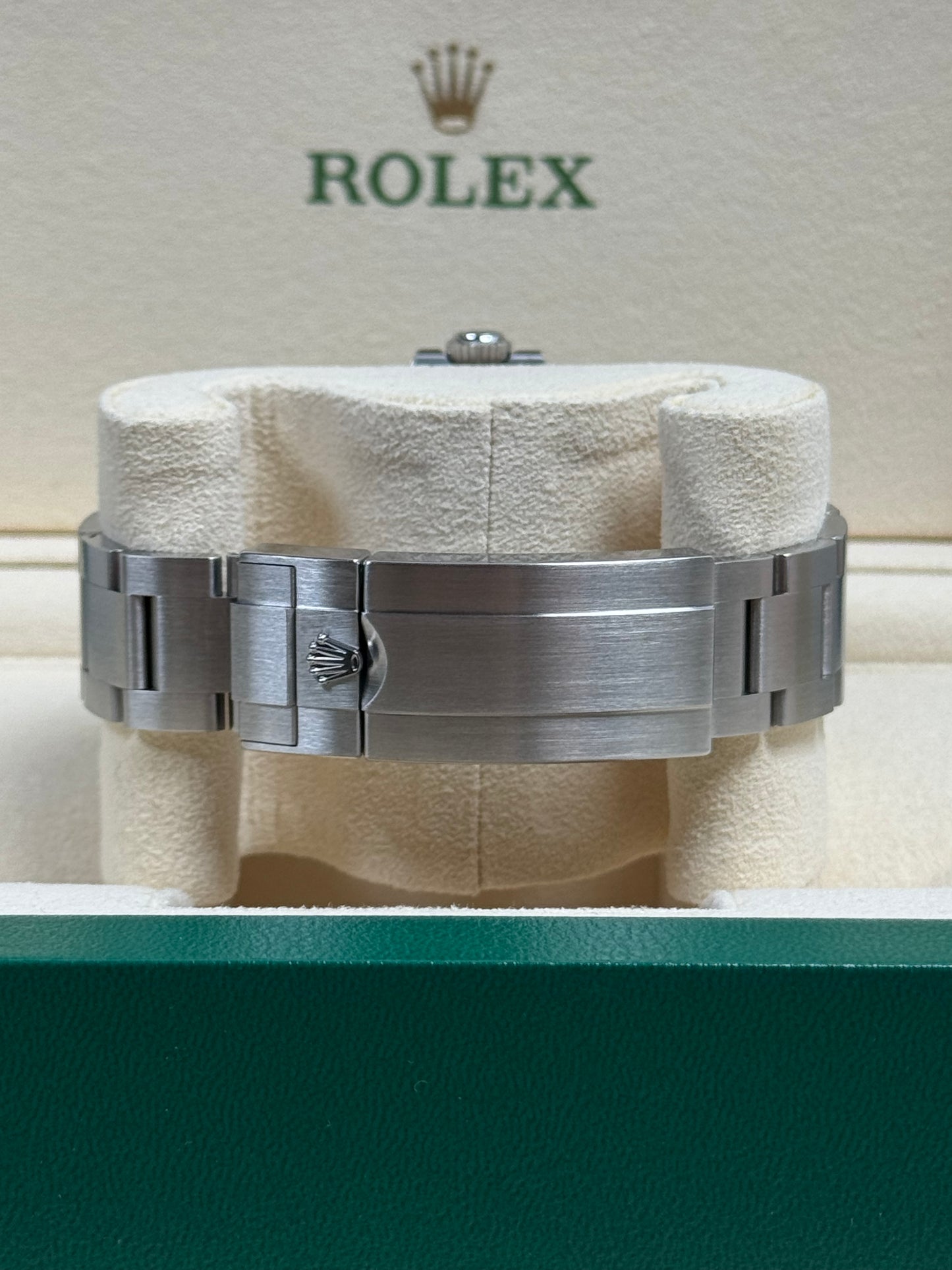 Rolex Sea-Dweller 126600 43mm / 2020 / Full Set / Neuwertig