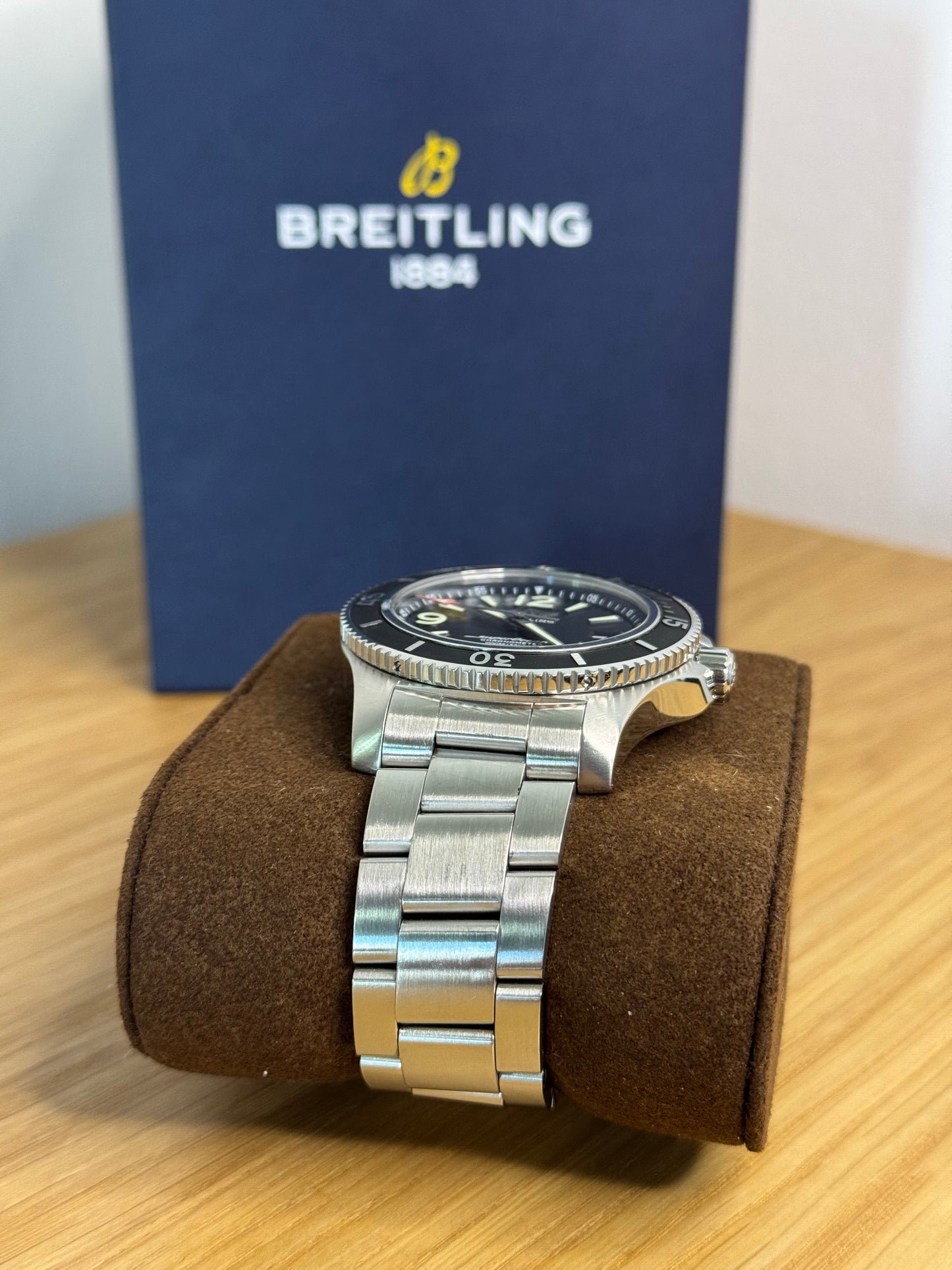 Breitling Superocean Automatic 44 Schwarz / 2021 / Full Set
