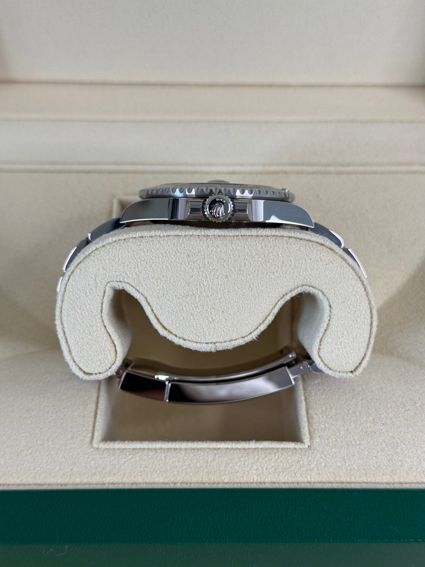 Rolex Submariner Date 126610LN / 2022 / Full Set / Ungetragen