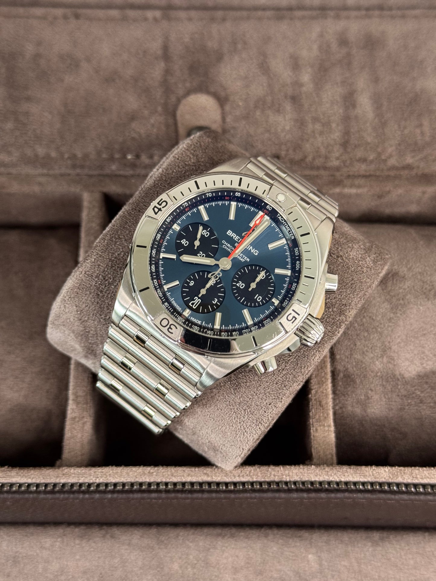 Breitling Chronomat B01 42 Blau / 2021 / Full Set