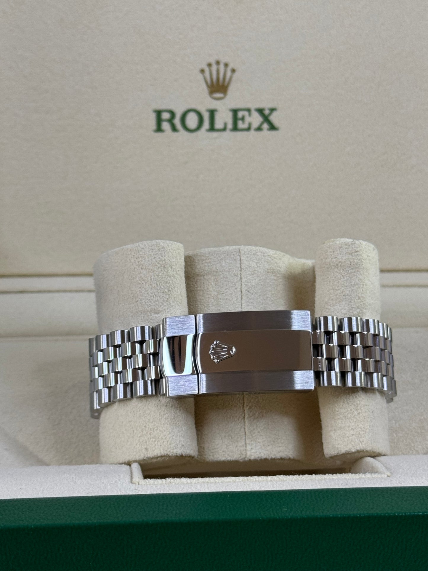 Rolex Datejust 41 126334 Rhodium / 2021 / Full Set / Ungetragen