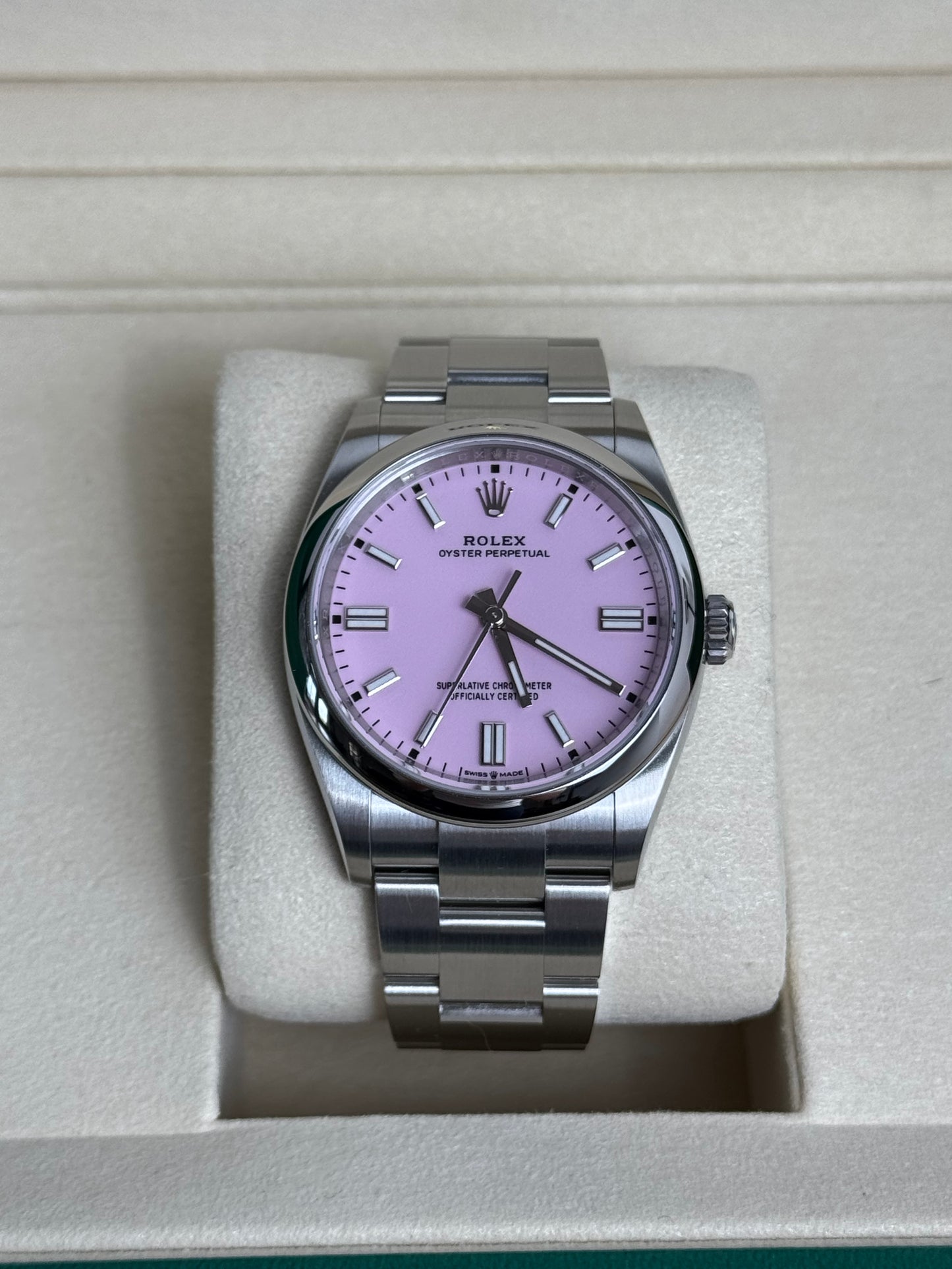 Rolex Oyster Perpetual 36 Candy Pink 126000 / 2025 / Full Set / Ungetragen