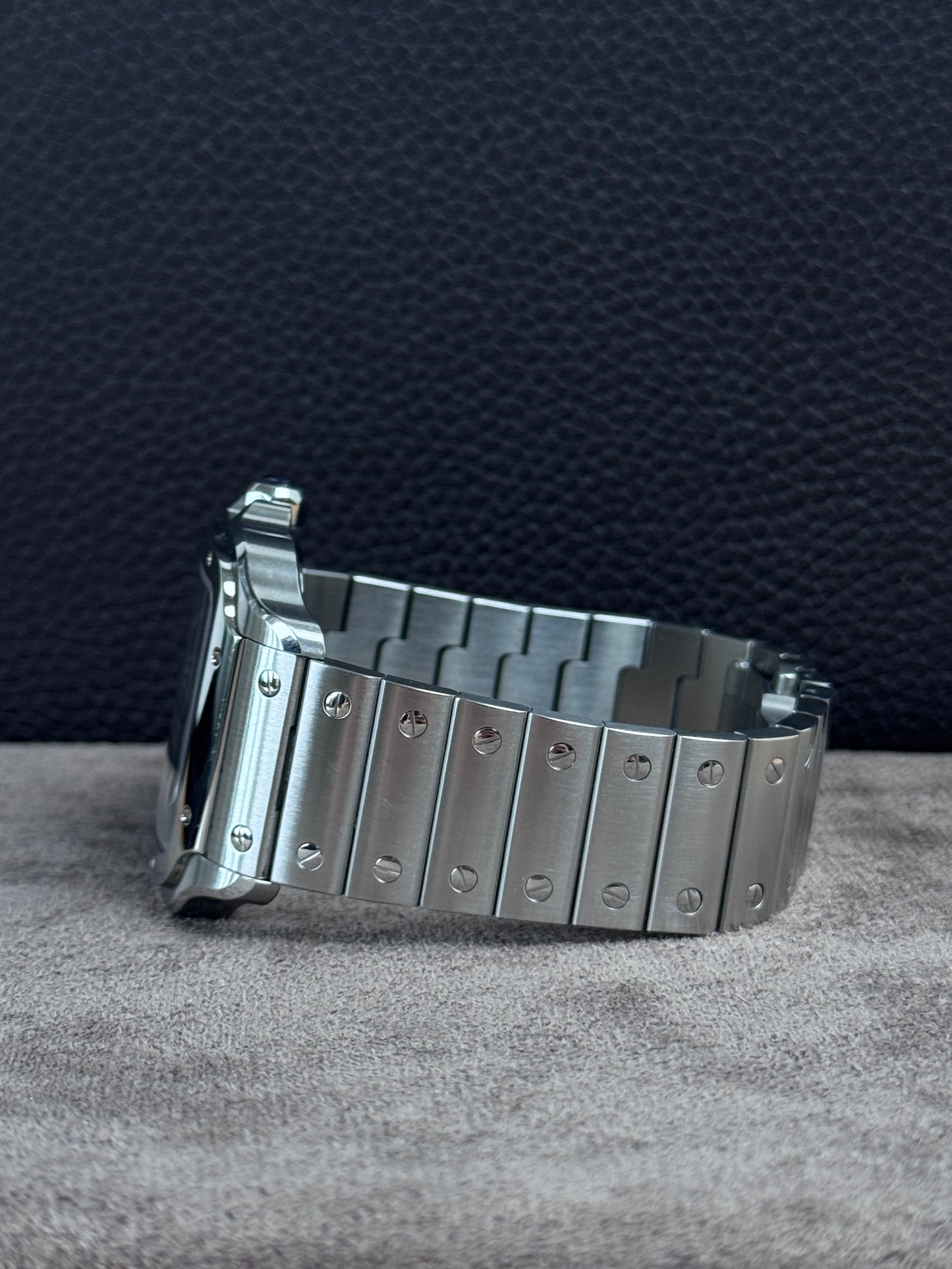 Cartier Santos de Cartier Blau WSSA0071 / 2024 / Full Set / Top Zustand