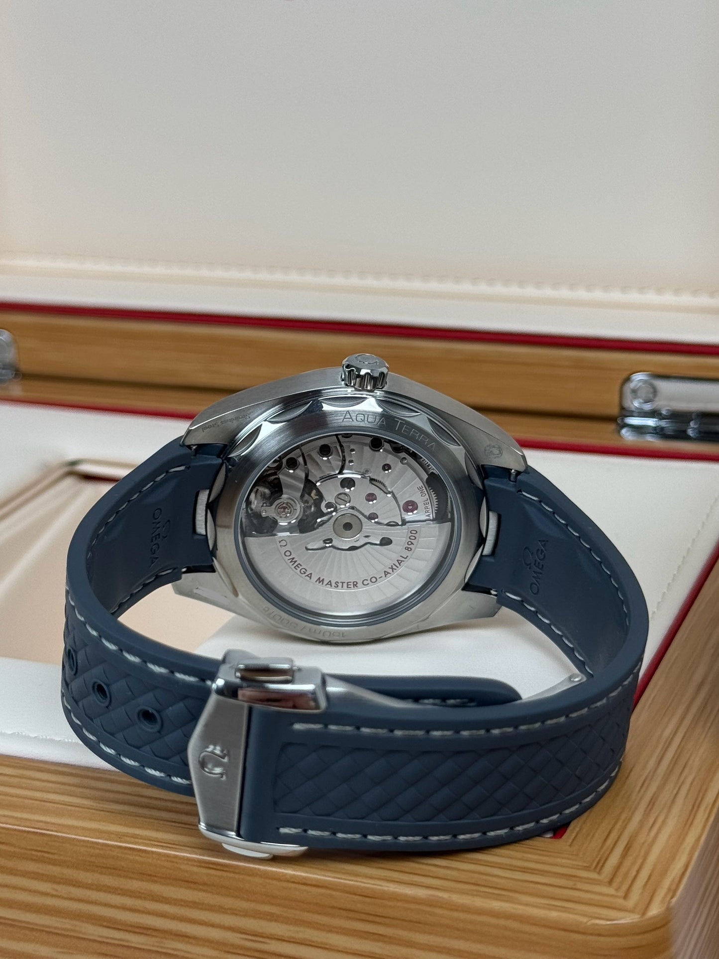 Omega Seamaster Aqua Terra 150 M Blau / 2024 / Full Set / Top Zustand