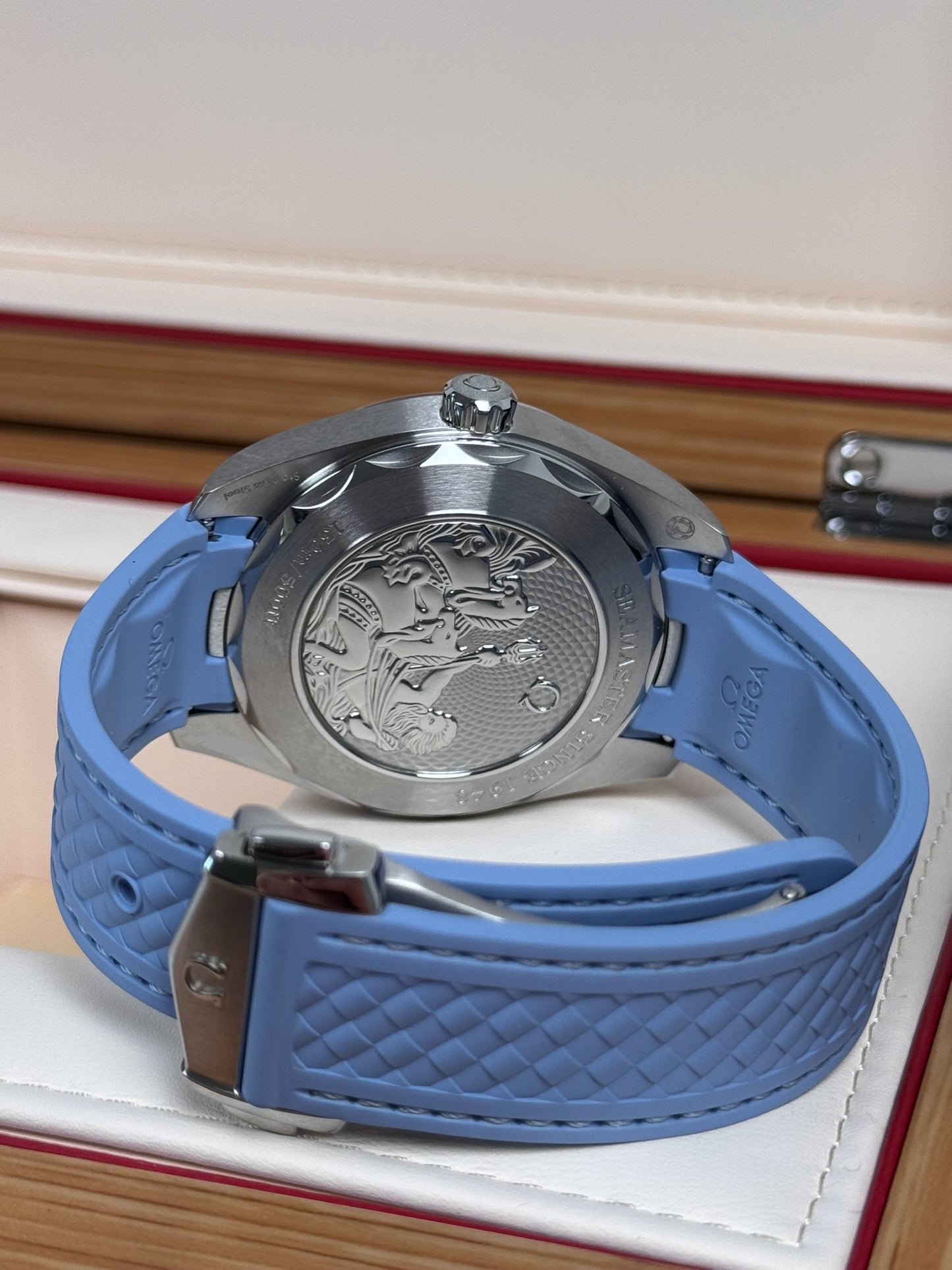 Omega Seamaster Aqua Terra 150 M Summer Blue / 2025 / Full Set / Neuwertig