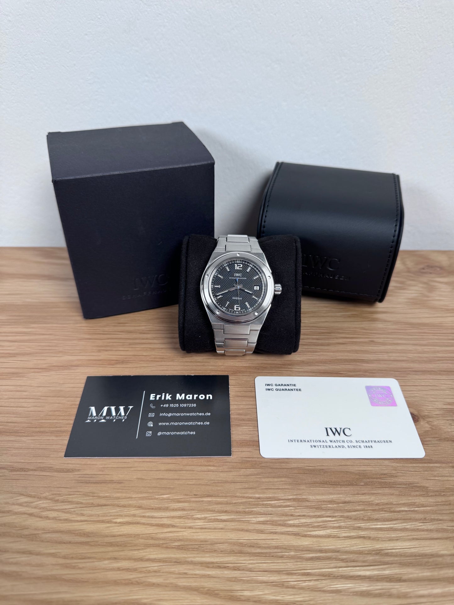 IWC Ingenieur 42mm IW322701 Schwarz / 2005 / Papiere / Top Zustand