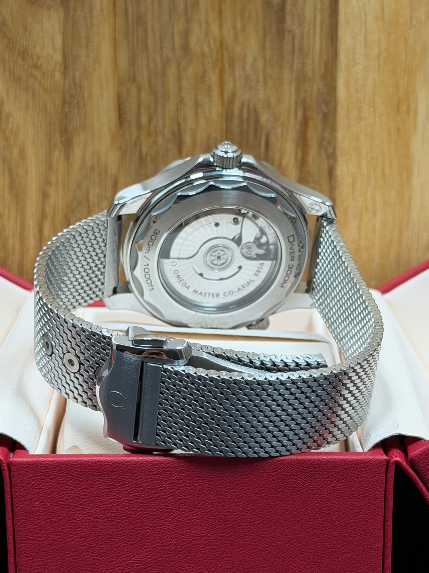Omega Seamaster Diver 300M / 2025 / Top Zustand