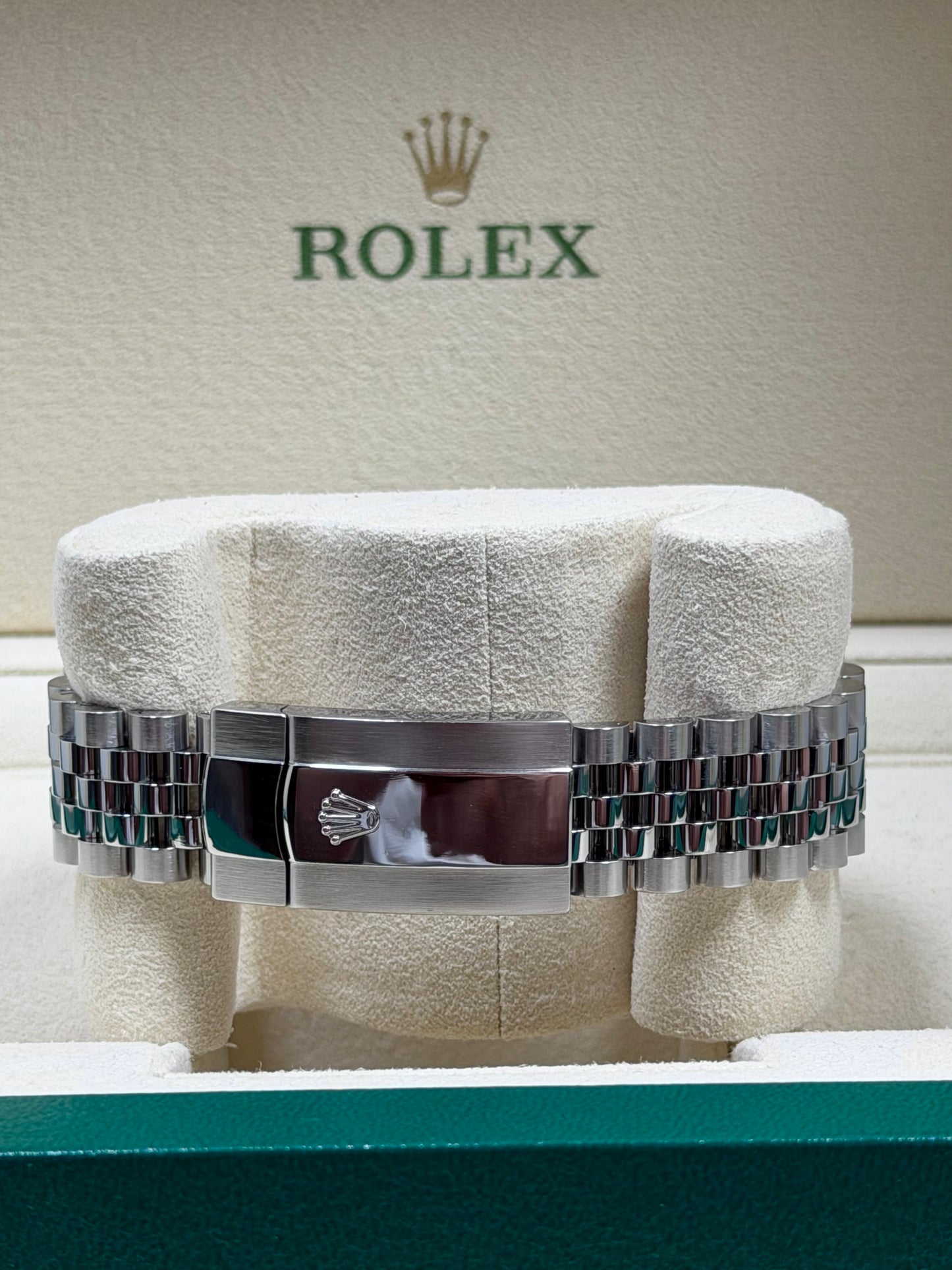 Rolex Datejust 41 126334 Schwarz / 2020 / Full Set / Top Zustand