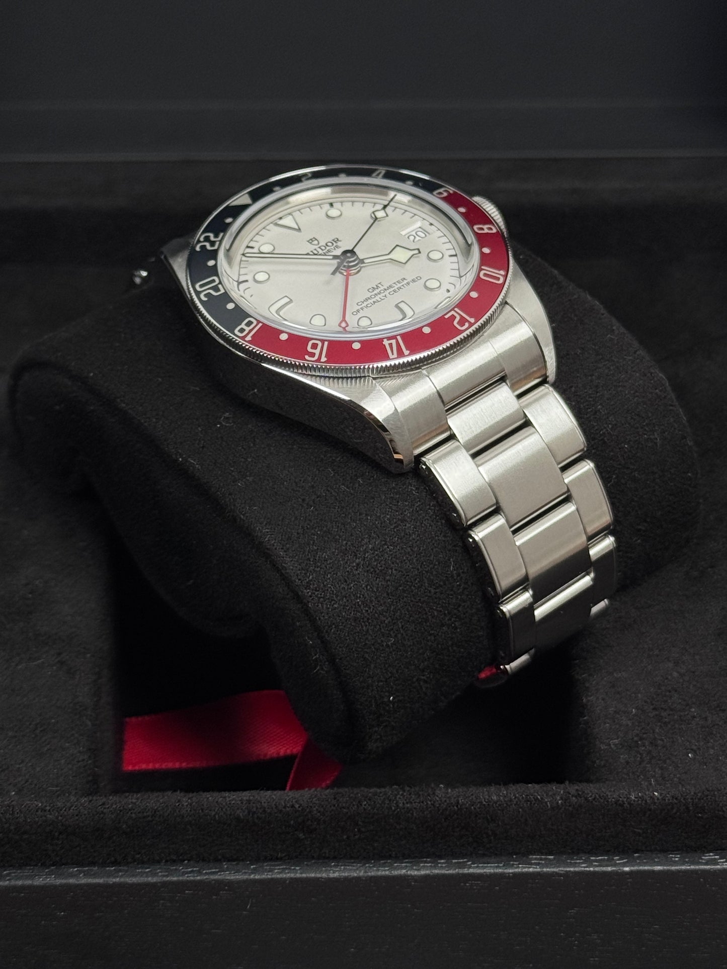 Tudor Black Bay GMT Opal 79830RB / 2024 / Full Set / Neuwertig