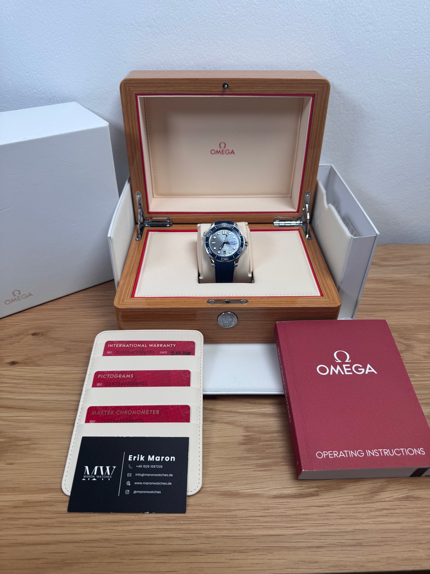 Omega Seamaster Diver 300M Grau Blau / 2020 / Full Set / Sehr gut