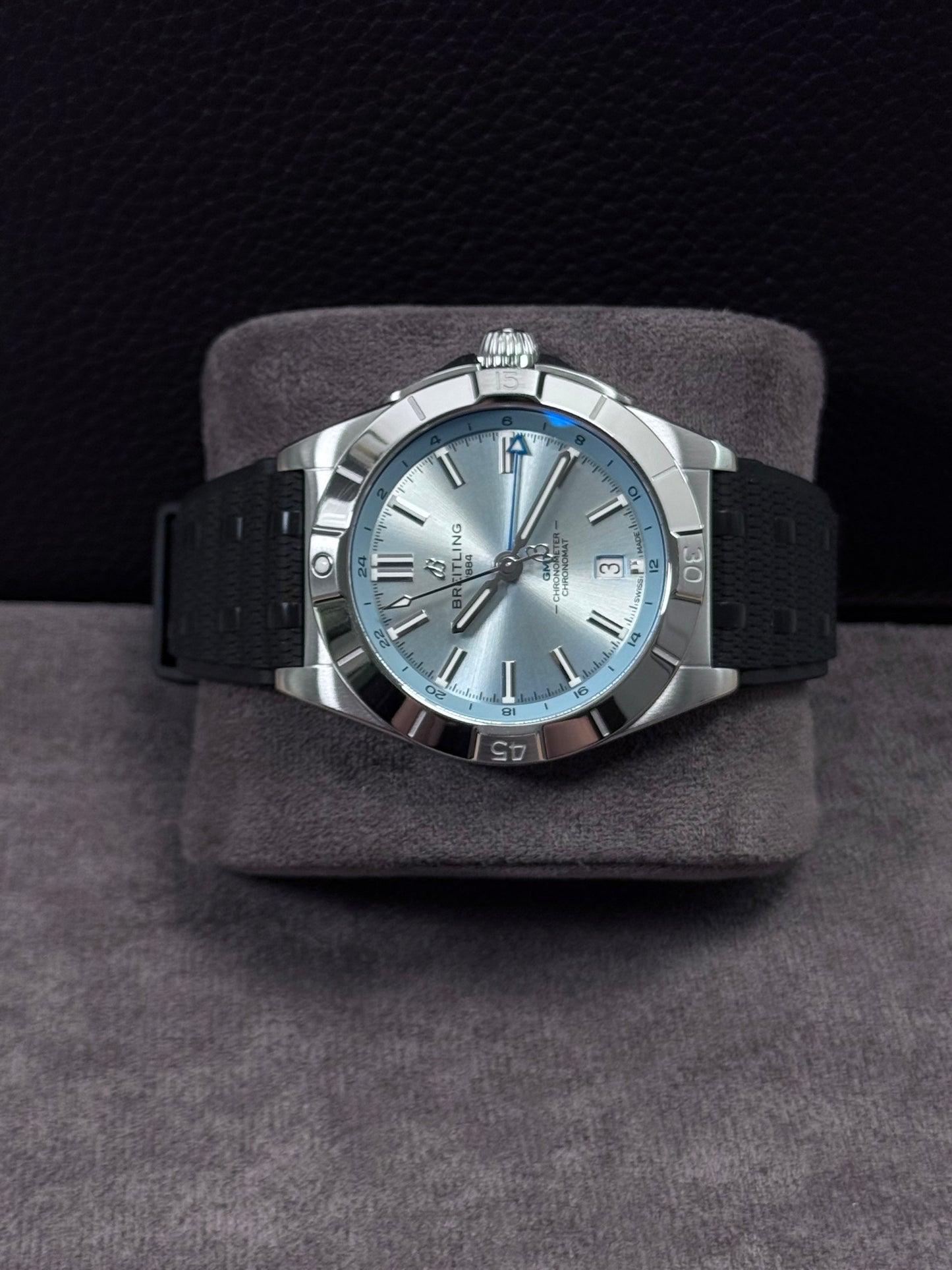 Breitling Chronomat Automatic GMT 40 / 2025 / Full Set / Neuwertig
