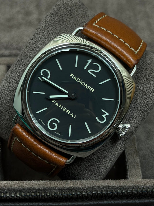 Panerai Radiomir 45mm PAM00210 / 2008 / Full Set / Top Zustand