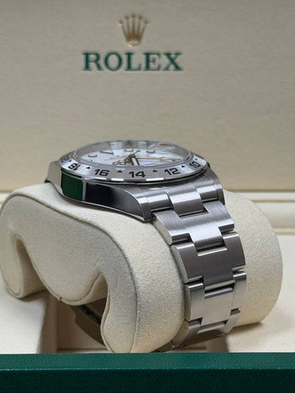 Rolex Explorer II Polar 226570 / 2026 / Full Set / Neuwertig