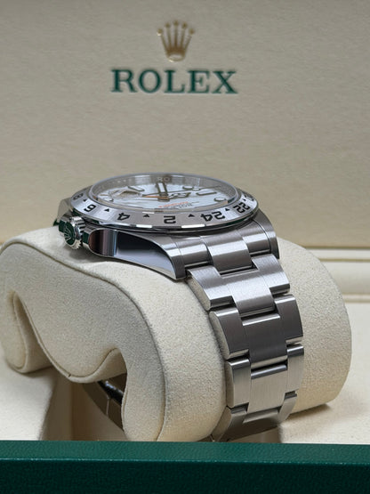Rolex Explorer II Polar 226570 / 2026 / Full Set / Neuwertig