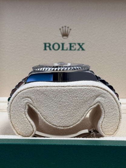 Rolex GMT Master 2 "Bruce Wayne" 126710GRNR / 2024 / Full Set / Top Zustand