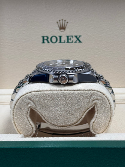 Rolex GMT Master 2 "Bruce Wayne" 126710GRNR / 2024 / Full Set / Top Zustand