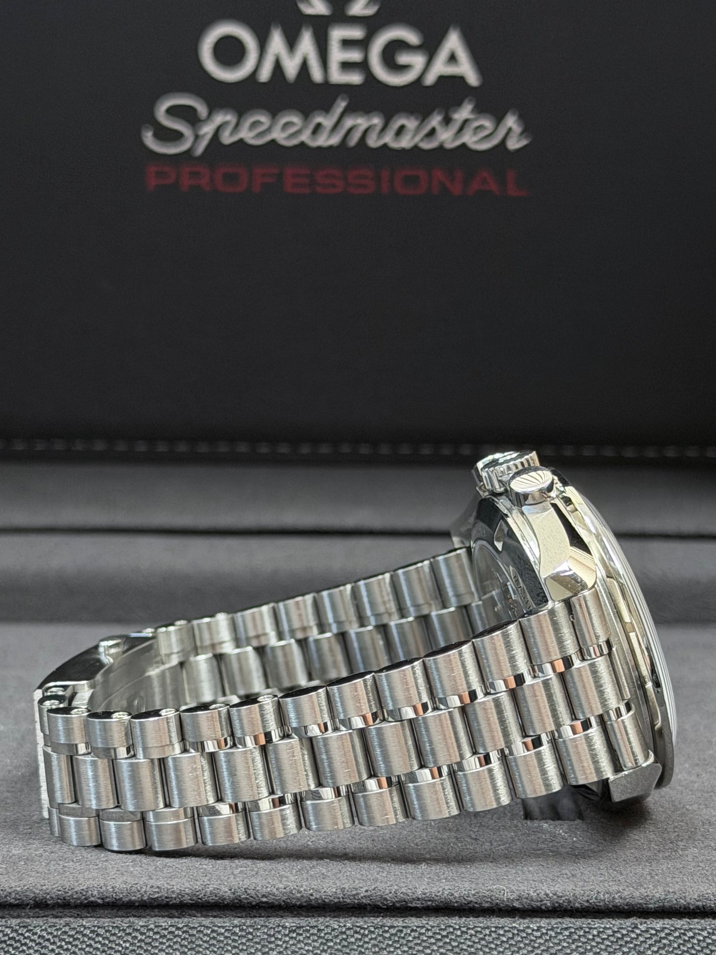 Omega Speedmaster Moonwatch Weiß / 2024 / Full Set / Neuwertig