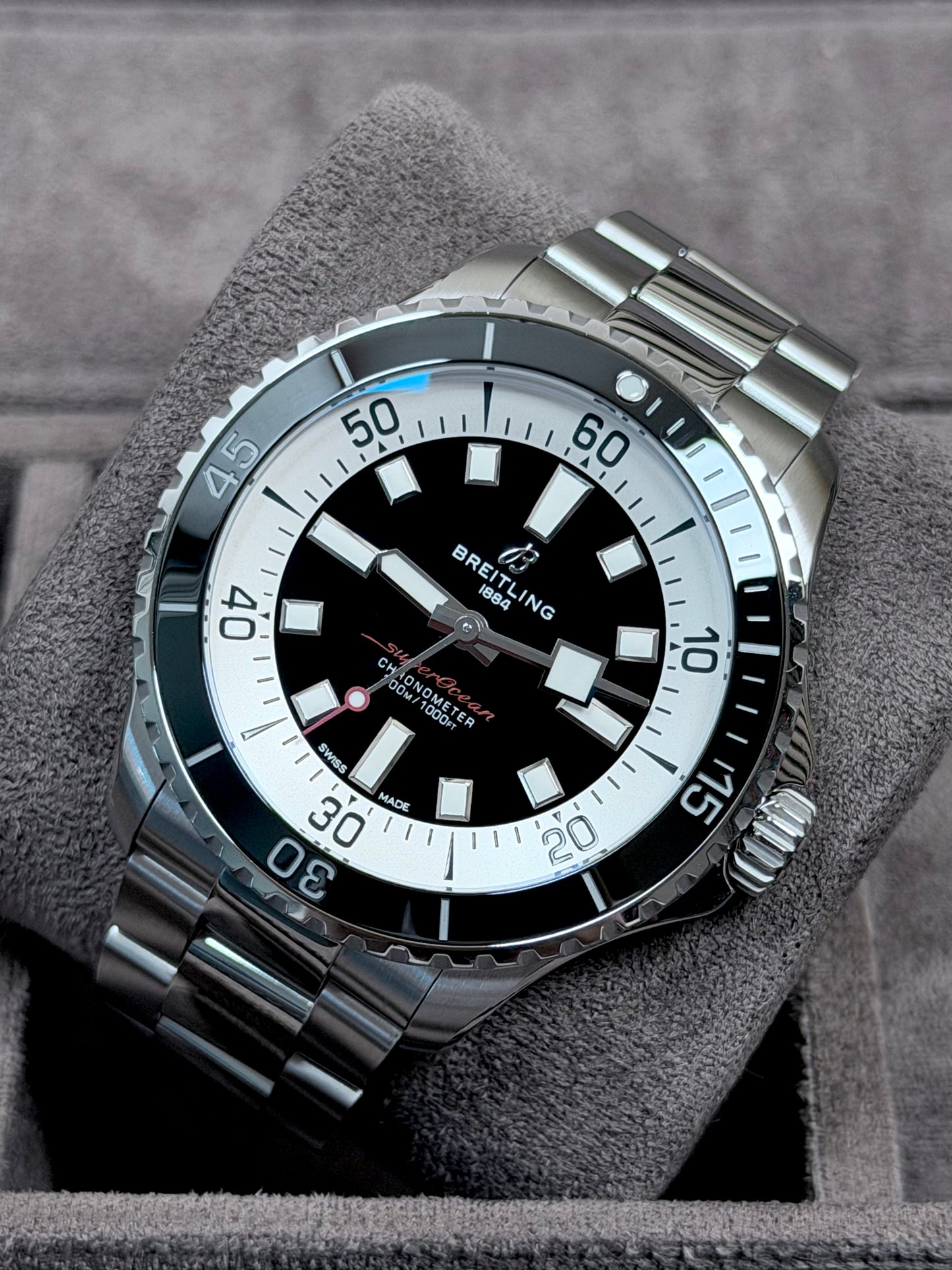 Breitling Superocean Automatic 44 / 2023 / Full Set / Top Zustand