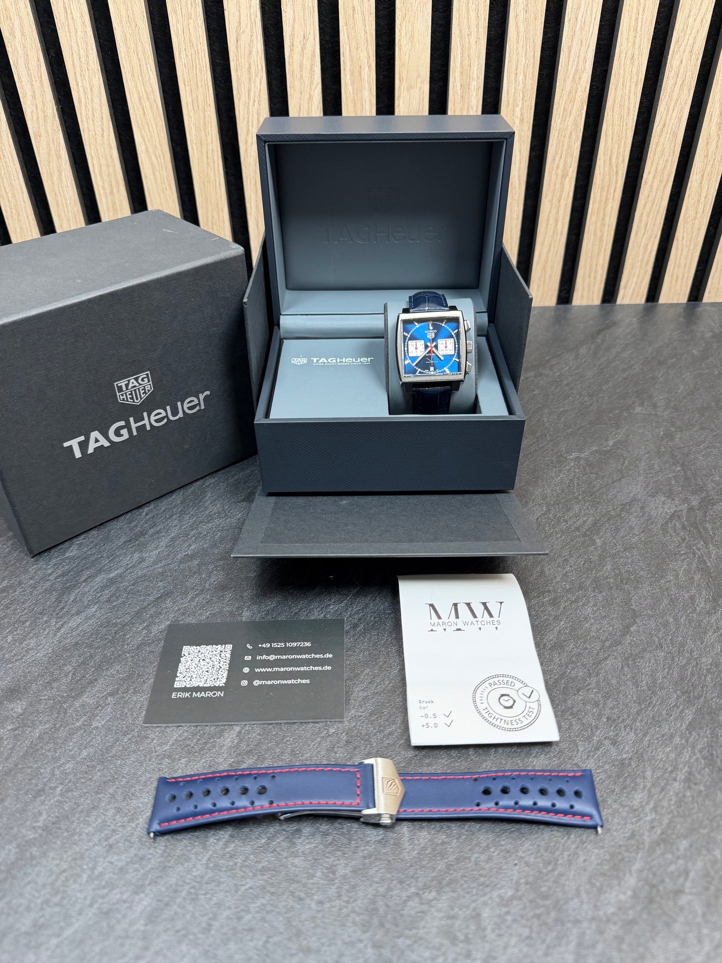 Tag Heuer Monaco Heuer 02 Blau / Box & Uhr / Top Zustand