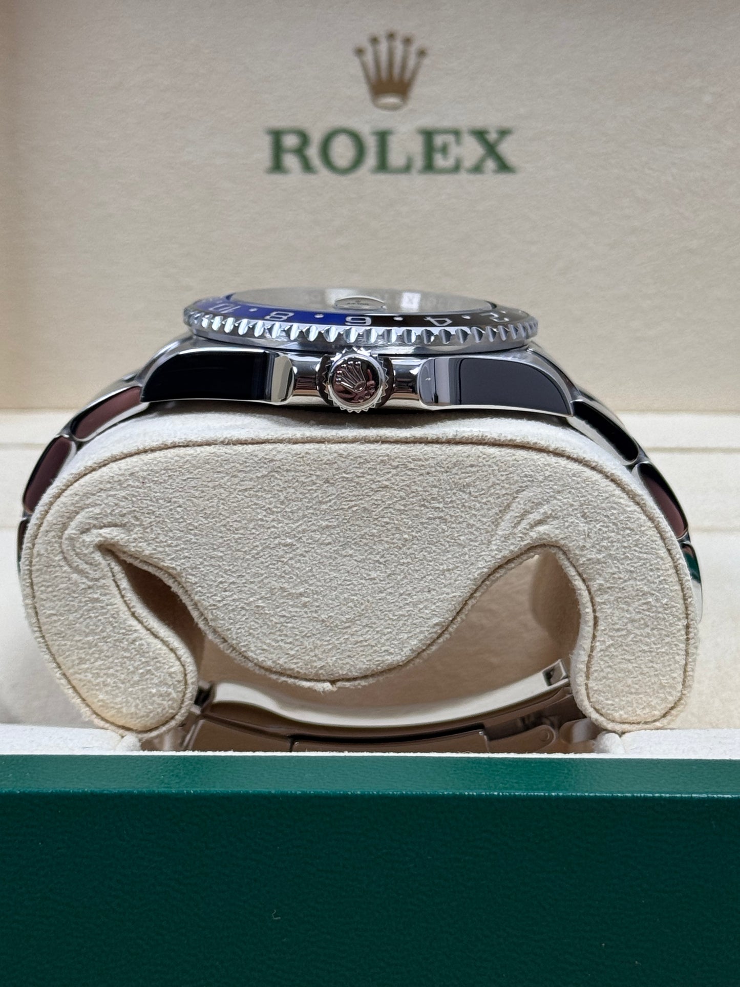 Rolex GMT Master 2 "Batman" 116710BLNR / 2017 / Full Set / Neuwertig