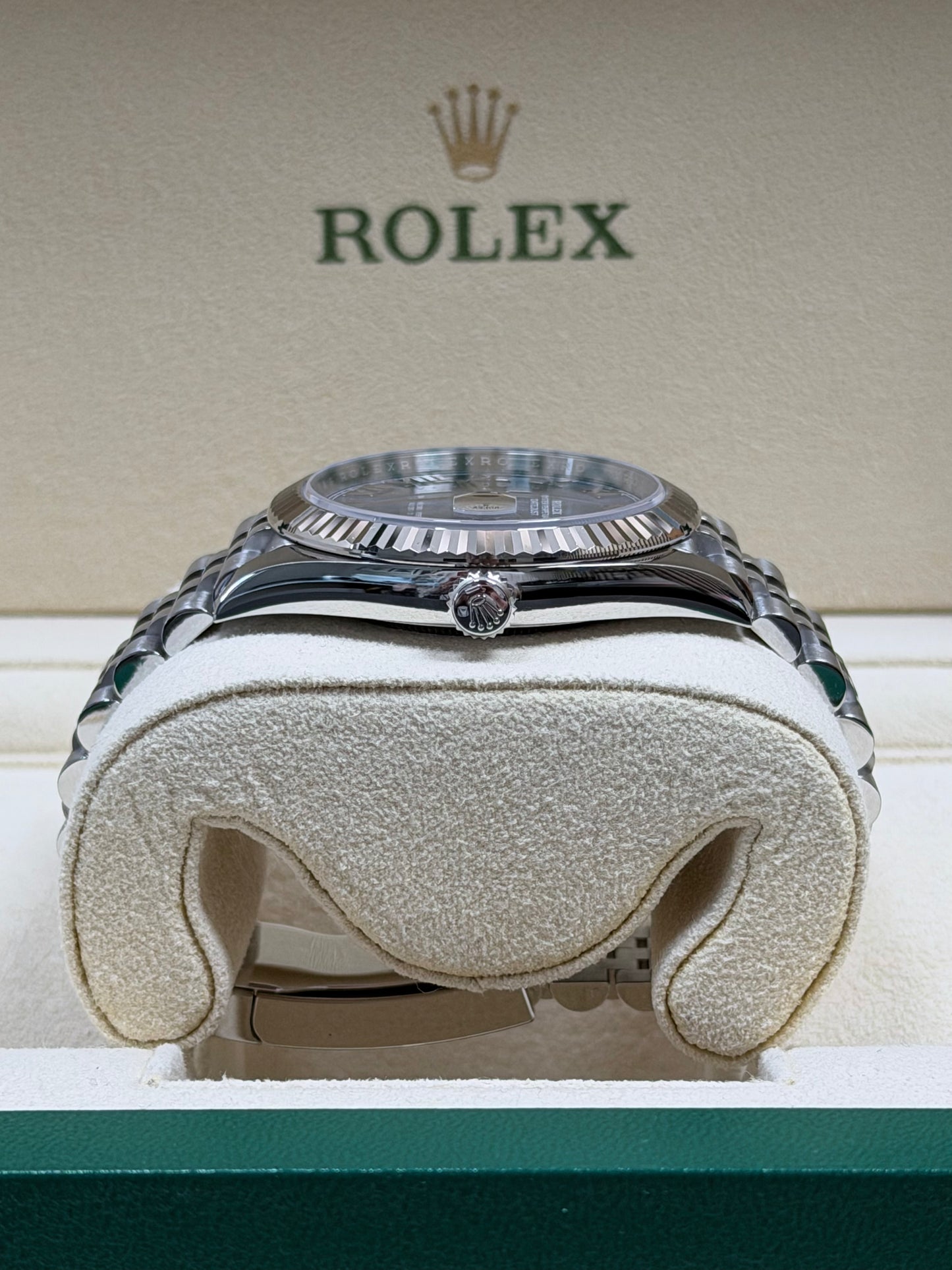 Rolex Datejust 41 126334 Azzurro-Blau / 2022 / Full Set / Neuwertig