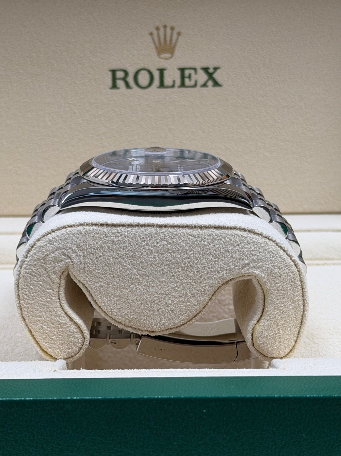 Rolex Datejust 41 126334 Azzurro-Blau / 2022 / Full Set / Neuwertig