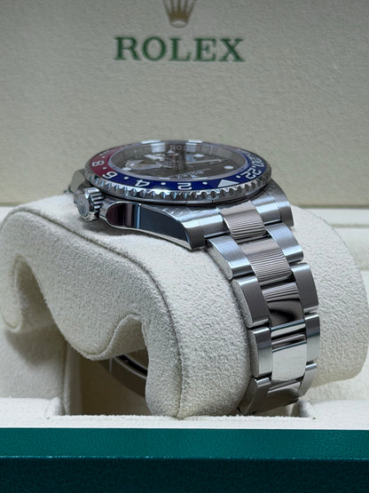 Rolex GMT Master 2 "Pepsi" 126710BLRO / 2022 / Full Set / Top Zustand