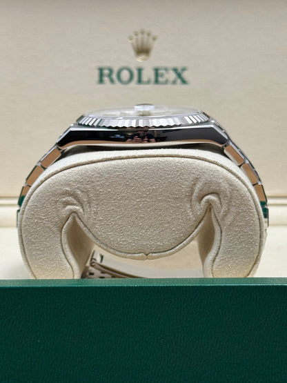 Rolex Land Dweller 40 127334 / 2025 / Full Set / Ungetragen