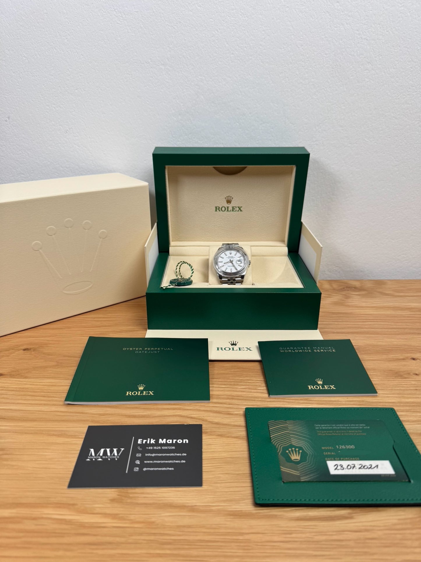Rolex Datejust 41 126300 Weiß / 2021 / Full Set / Sehr gut
