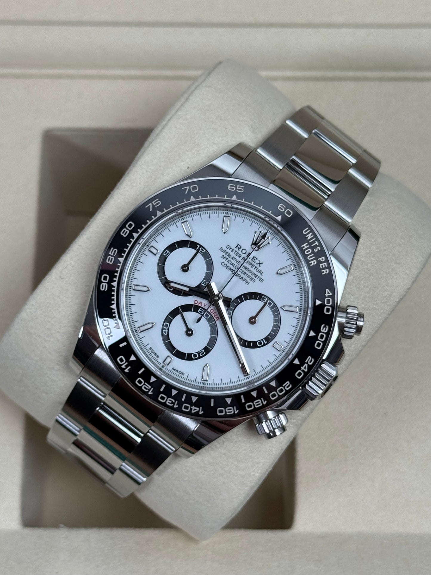 Rolex Daytona "Panda" 126500LN / 2025 / Full Set / Neuwertig