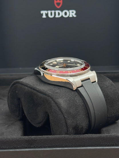 Tudor Black Bay 58 GMT / 2025 / Full Set / Top Zustand