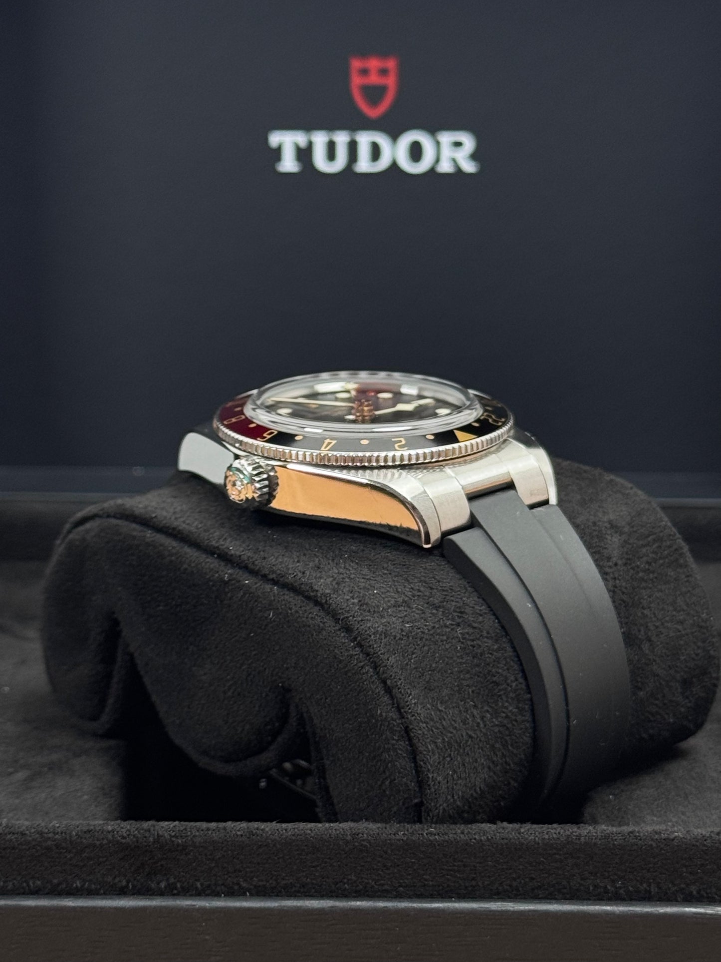 Tudor Black Bay 58 GMT / 2025 / Full Set / Top Zustand