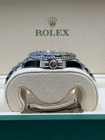 Rolex GMT Master 2 "Batgirl" 126710BLNR / 2024 / Full Set / Top Zustand