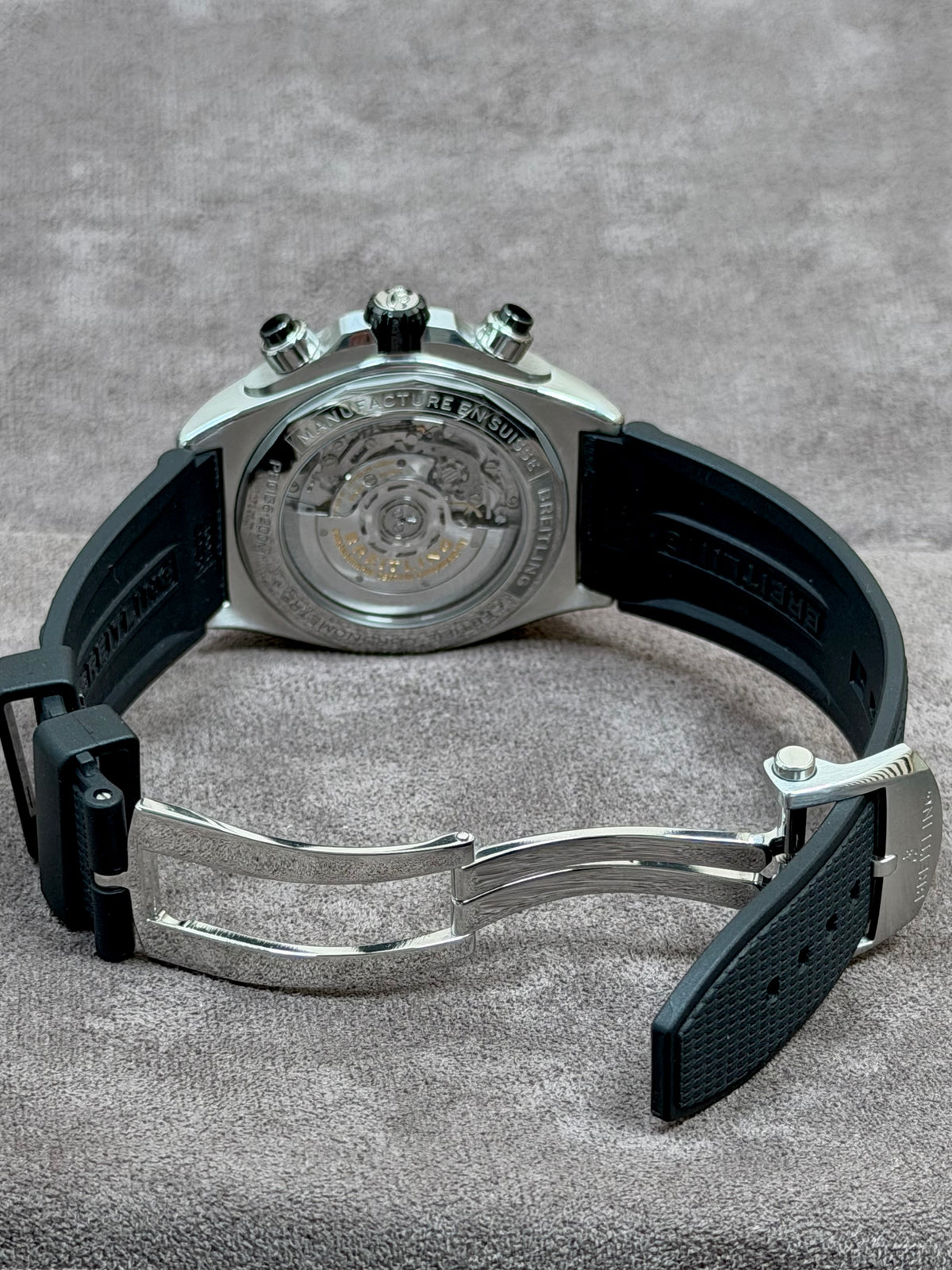 Breitling Super Chronomat B01 44 Ice Blue / 2025 / Full Set / Neuwertig