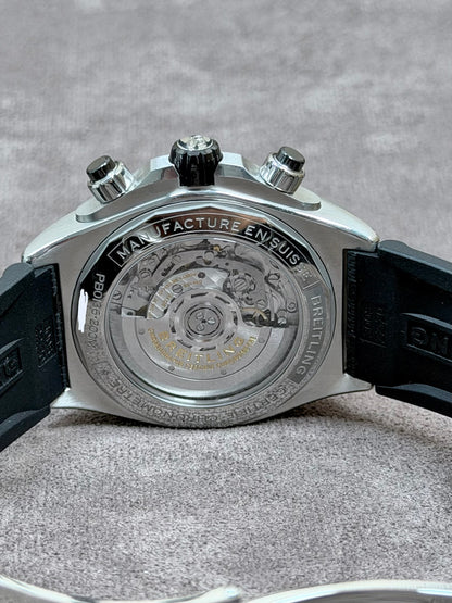 Breitling Super Chronomat B01 44 Ice Blue / 2025 / Full Set / Neuwertig