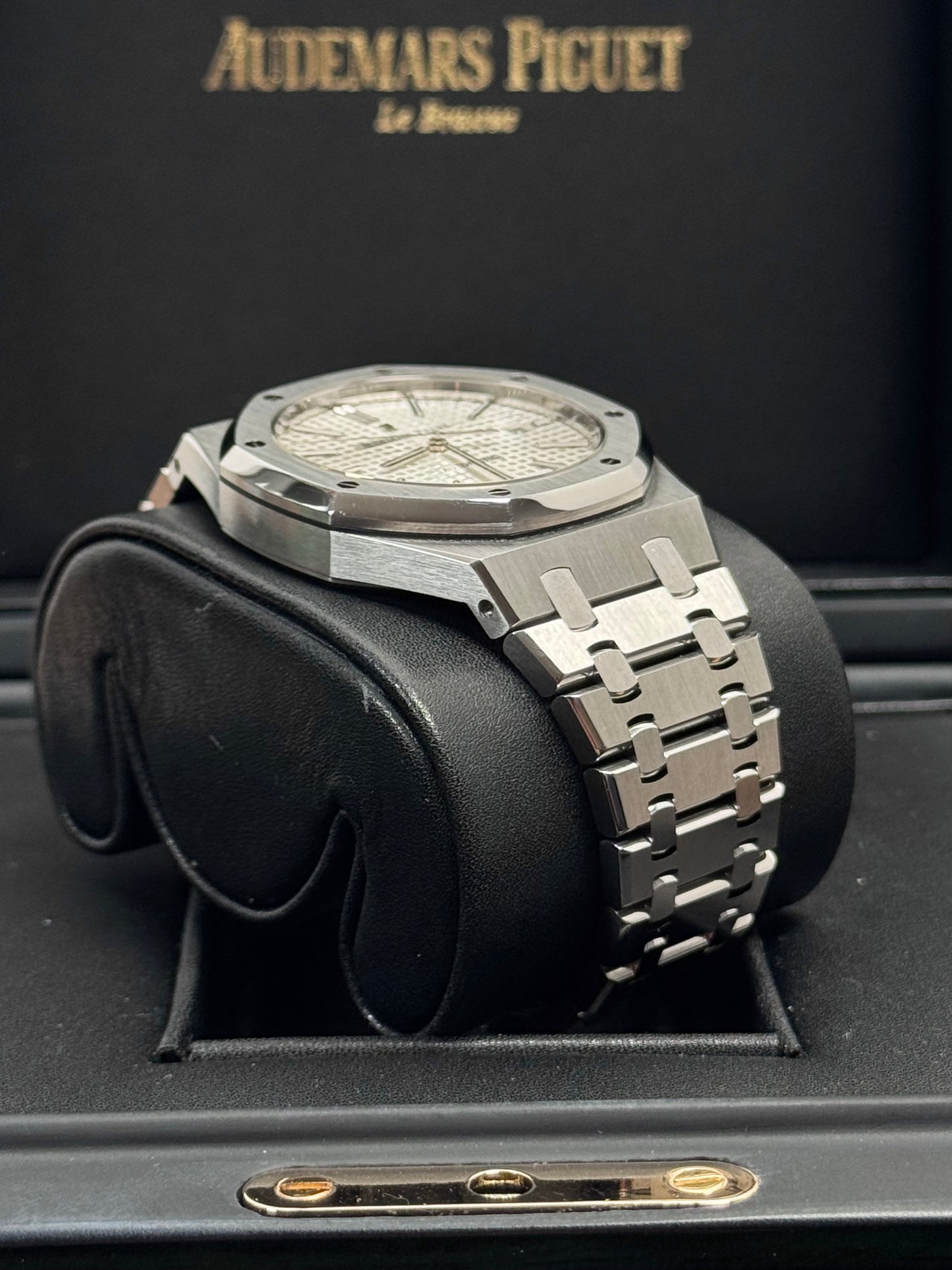 Audemars Piguet Royal Oak 41mm 15400ST / 2013 / Box & Archiv Extrakt / Top Zustand