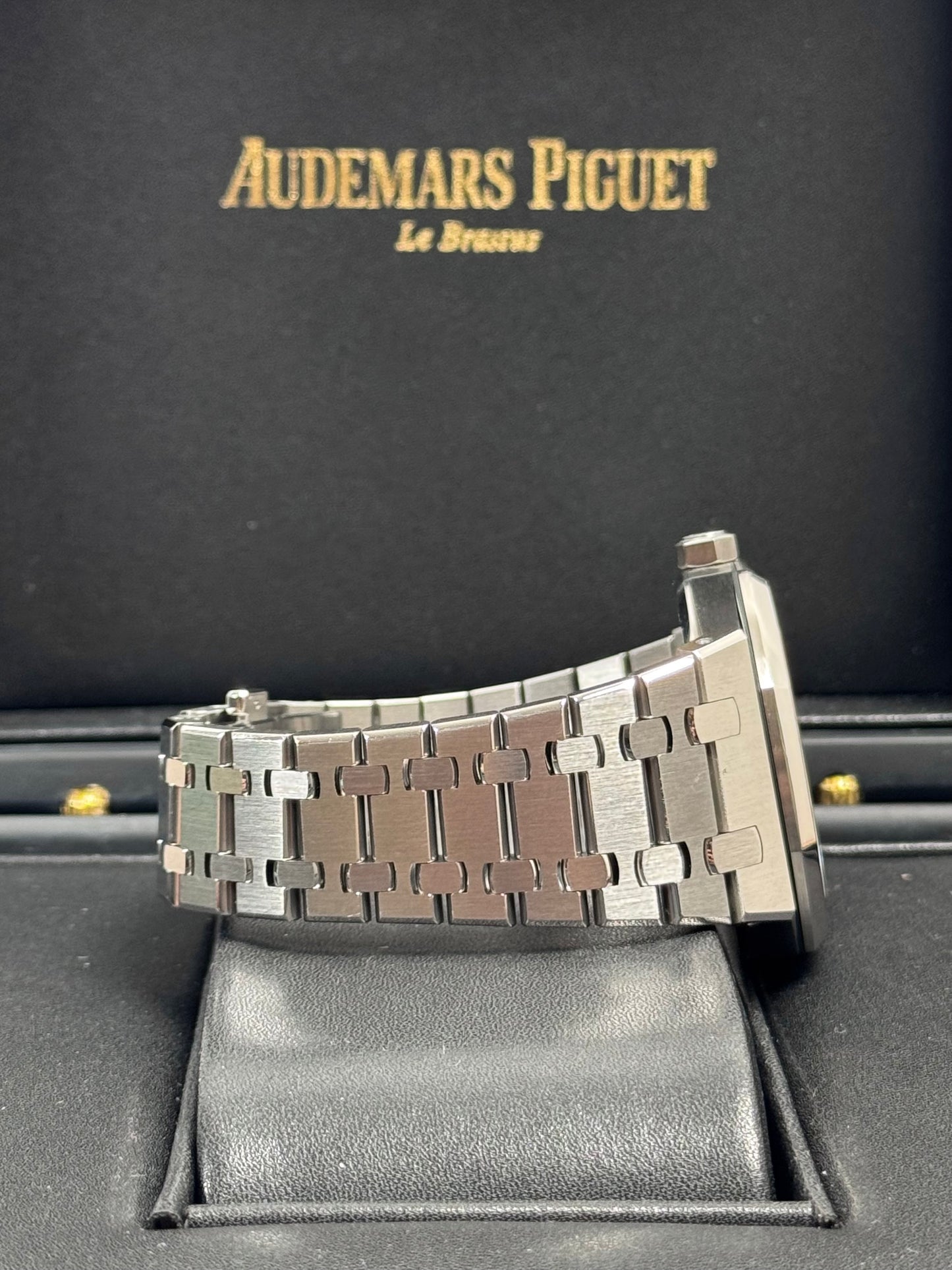 Audemars Piguet Royal Oak 41mm 15400ST / 2013 / Box & Archiv Extrakt / Top Zustand