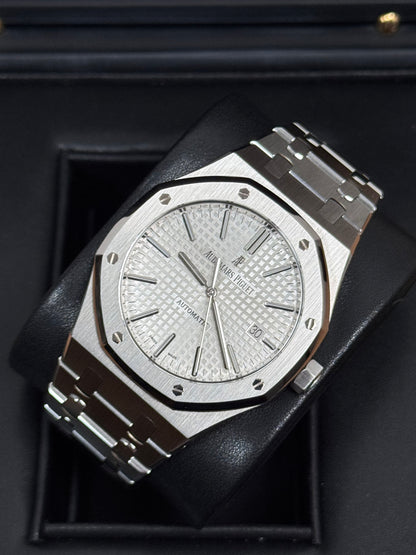 Audemars Piguet Royal Oak 41mm 15400ST / 2013 / Box & Archiv Extrakt / Top Zustand
