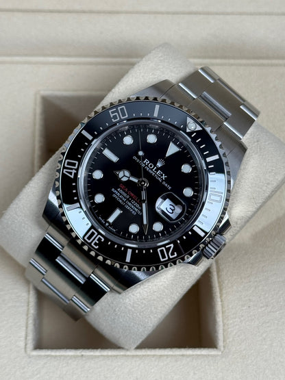Rolex Sea-Dweller 126600 43mm / 2020 / Full Set / Neuwertig