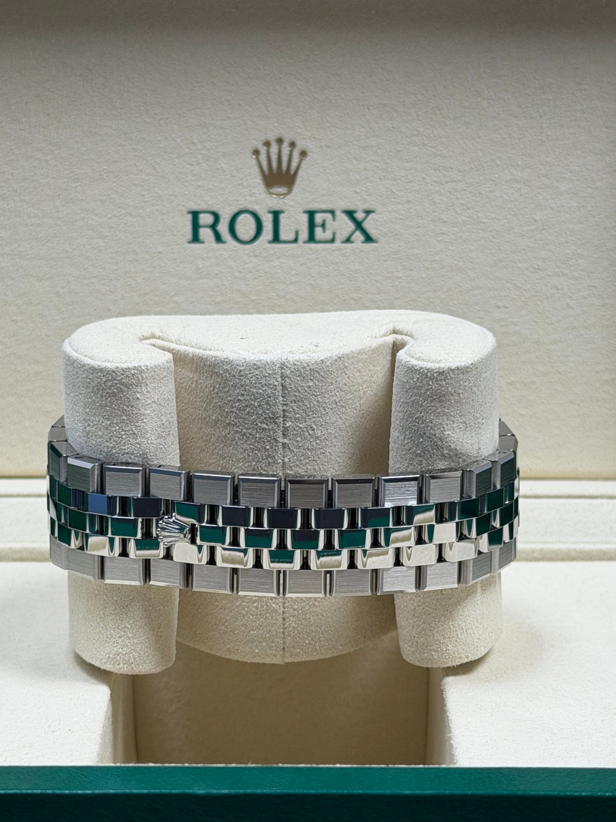 Rolex Land-Dweller 40 127334 / 2026 / Full Set / Vollverklebt
