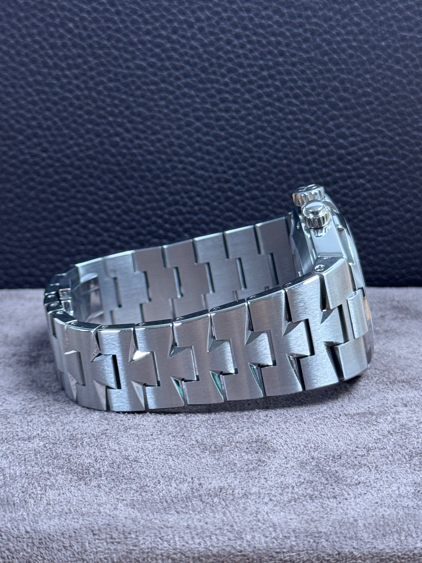 Vacheron Constantin Overseas Dual Time / 2013 / Full Set / Neuwertig