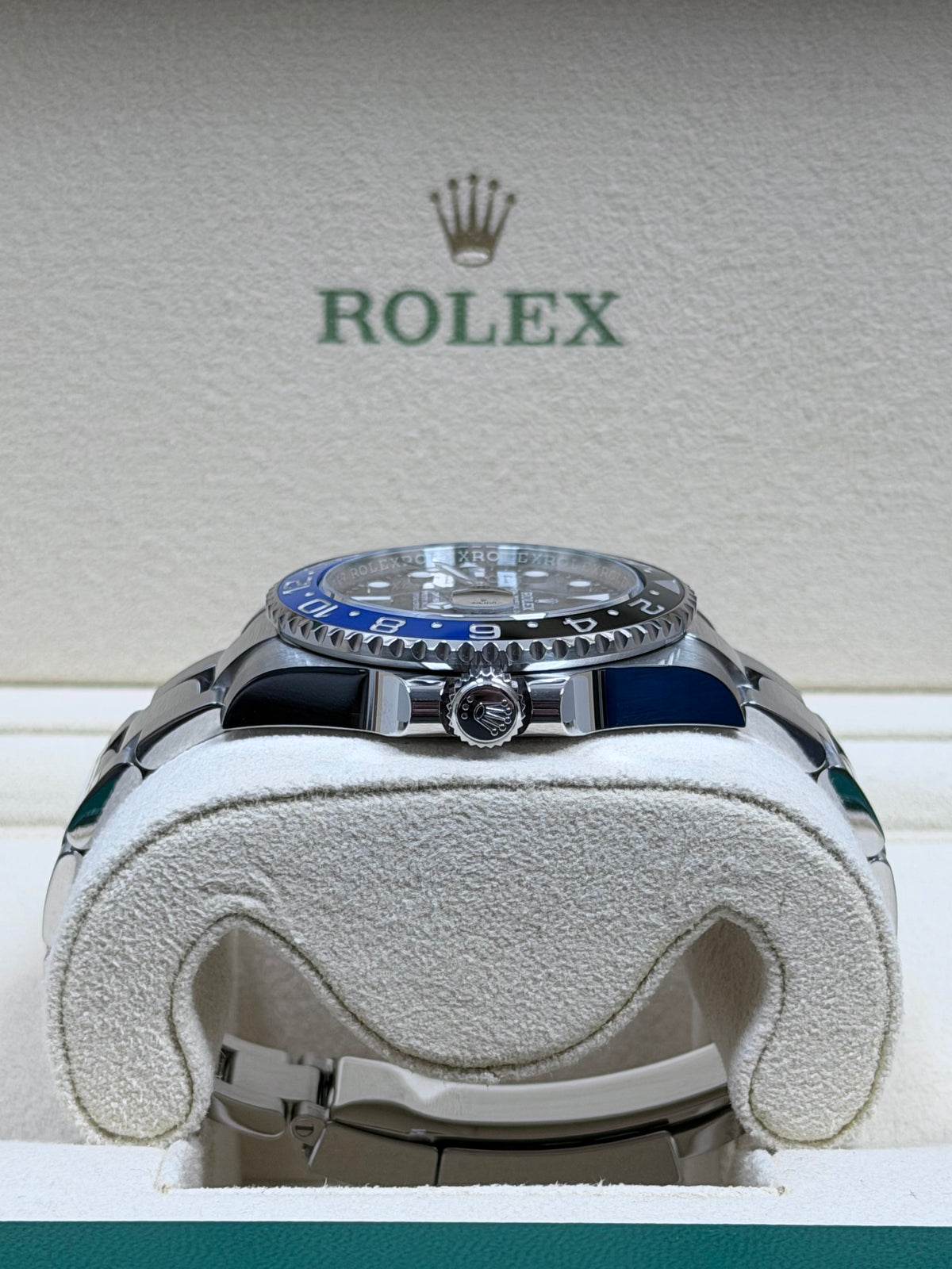 Rolex GMT Master 2 "Batman" 126710BLNR / 2023 / Full Set / Top Zustand