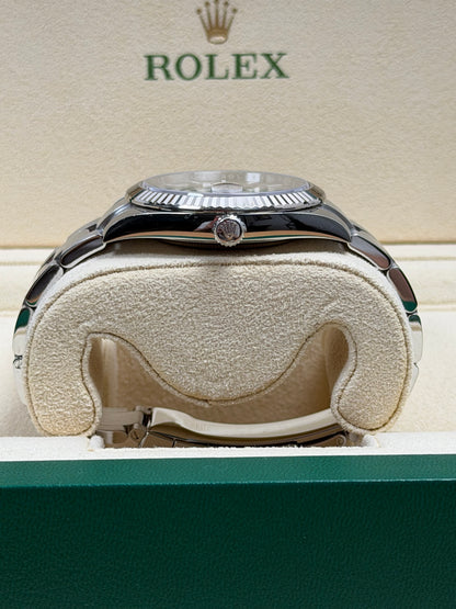 Rolex Datejust 41 126334 Silber / 2020 / Full Set / Sehr gut