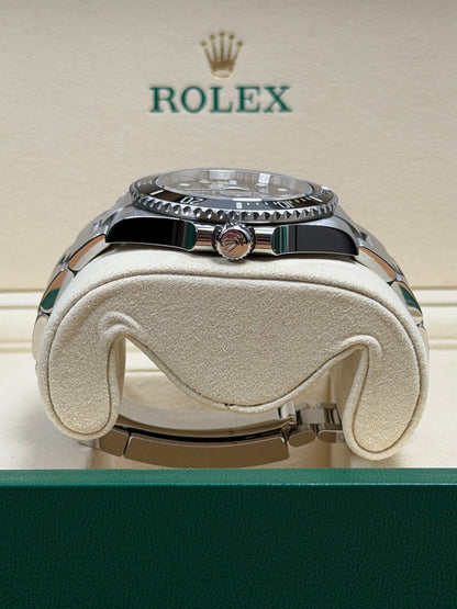 Rolex Submariner Date 41 126610LN / 2025 / Full Set / Ungetragen