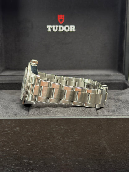 Tudor Black Bay 58 Schwarz / 2021 / Full Set / Top Zustand