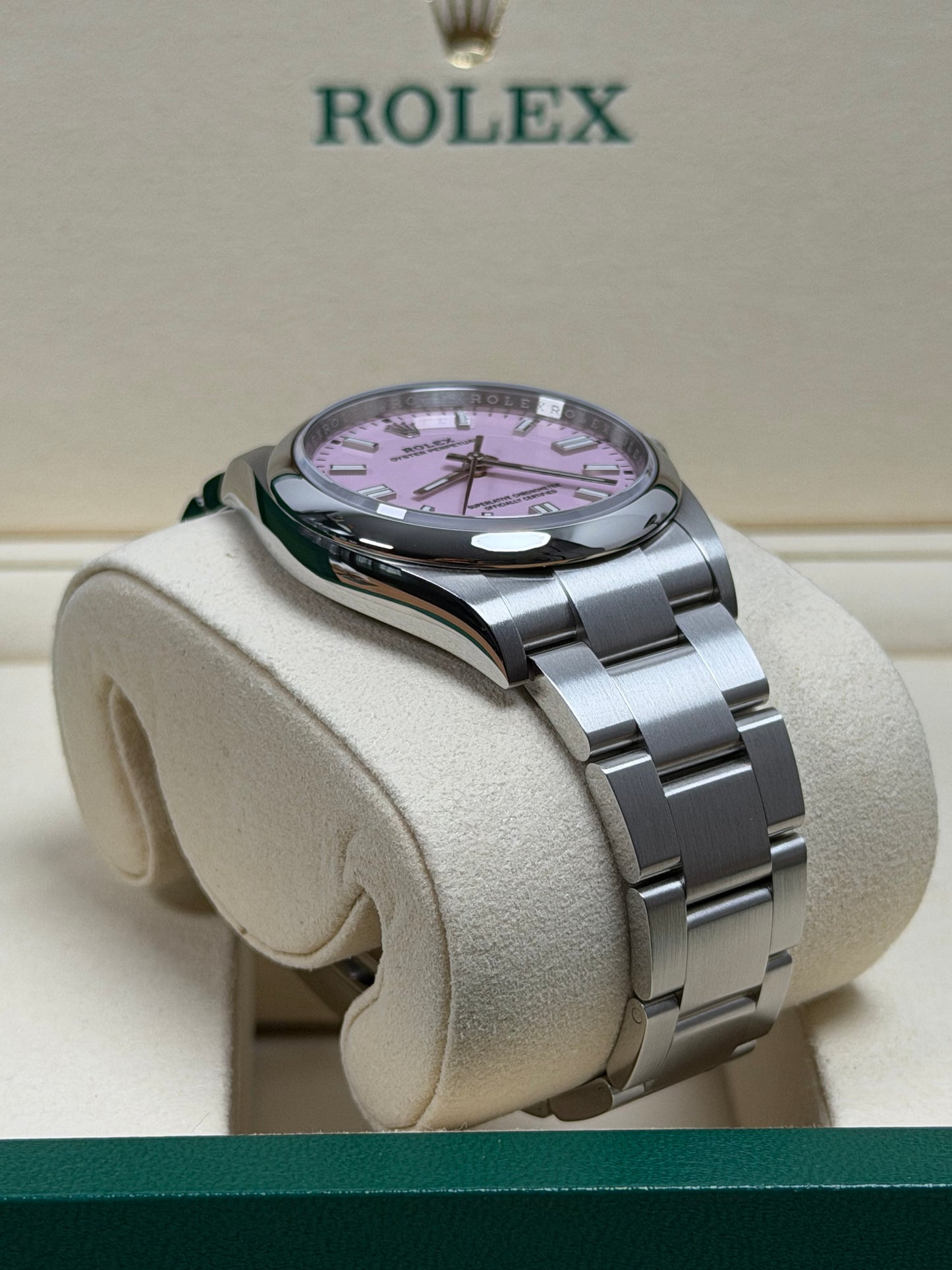 Rolex Oyster Perpetual 36 126000 Candy Pink / 2025 / Full Set / Ungetragen