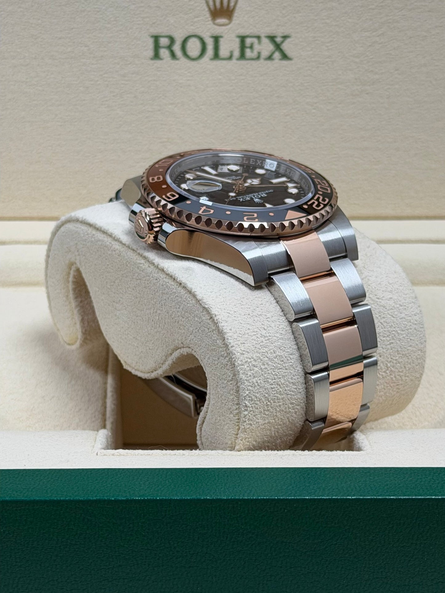 Rolex GMT Master 2 "Rootbeer" 126711CHNR / 2024 / Full Set / Ungetragen