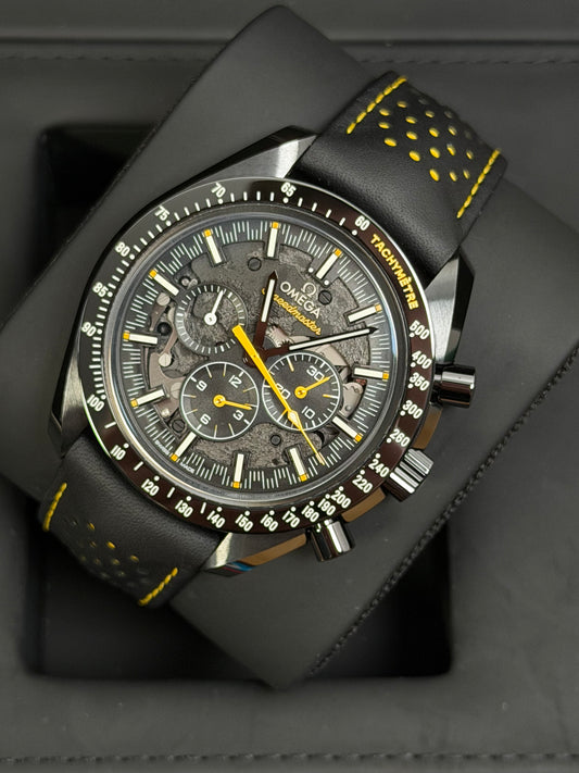 Omega Speedmaster Dark Side Of The Moon Apollo 8 / 2021 / Full Set / Neuwertig