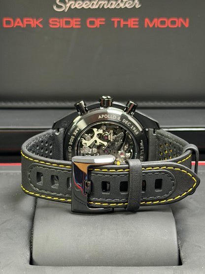 Omega Speedmaster Dark Side Of The Moon Apollo 8 / 2021 / Full Set / Neuwertig
