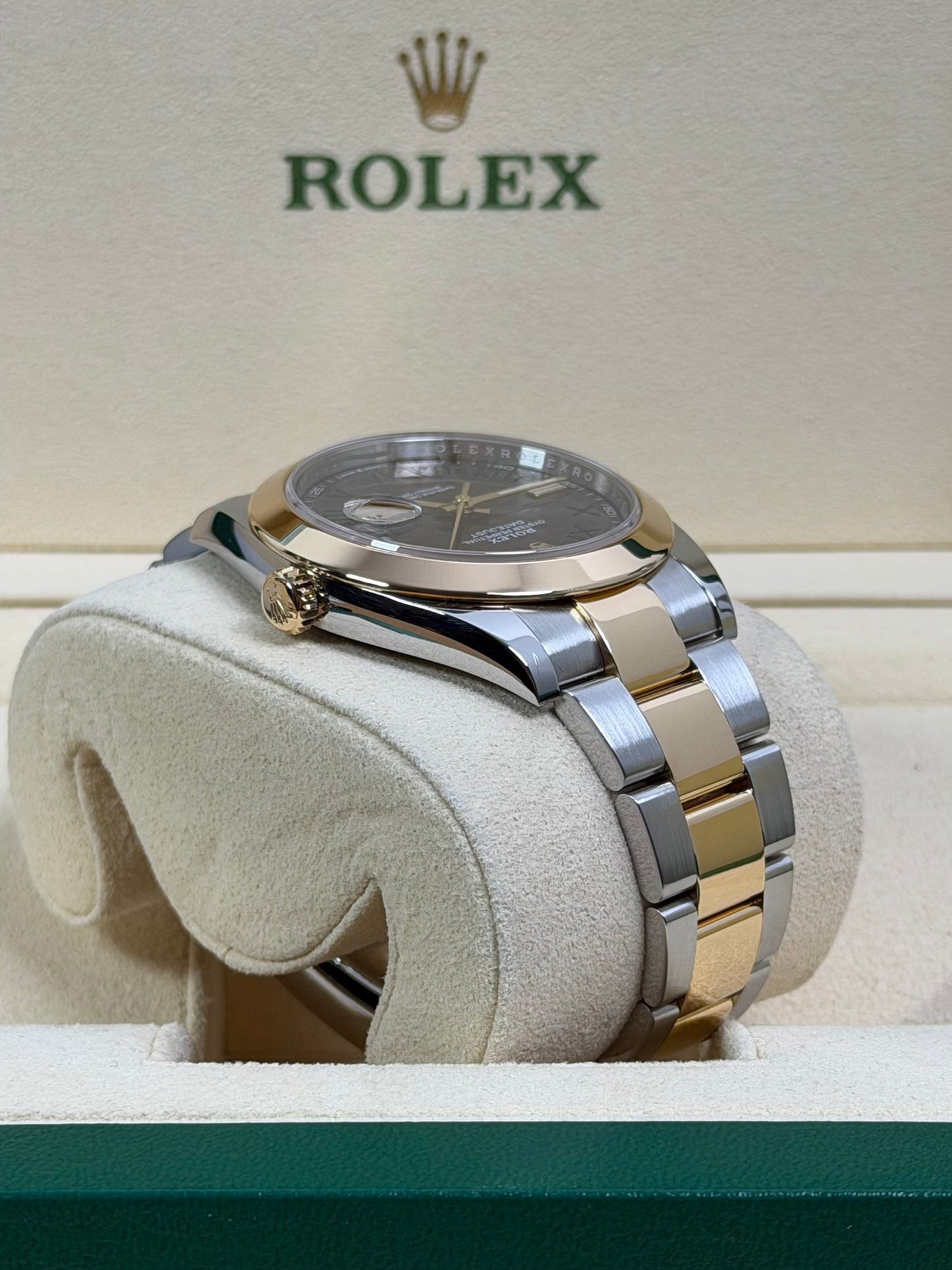Rolex Datejust 41 126303 Wimbledon Stahl & Gold / 2019 / Full Set / Sehr gut